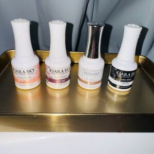 Bundle of Kiara sky gel colors3, 1 
Topcoat no wipe that’s 4 total